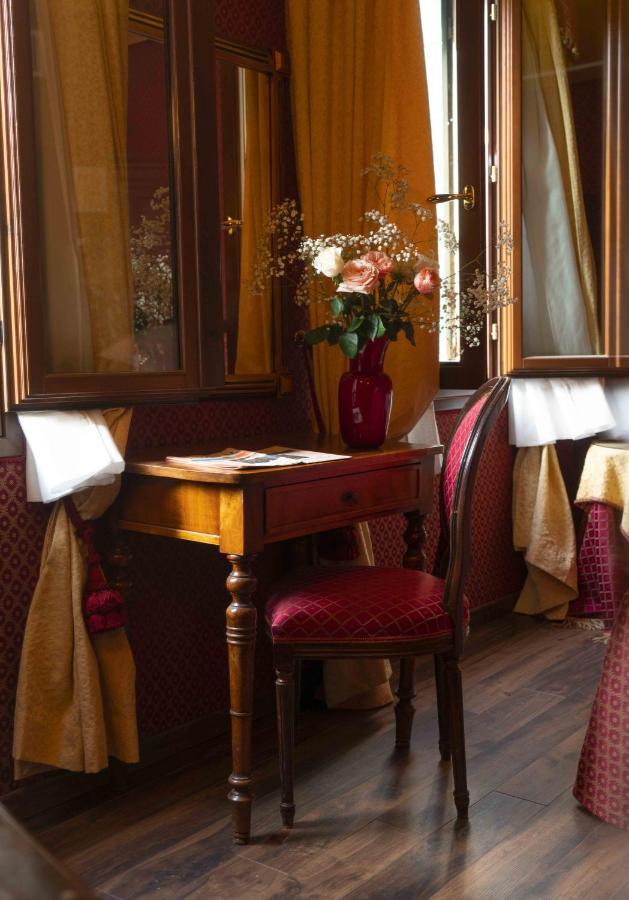 Ca' Morosini 1 & 2 Hotel Venice Exterior photo