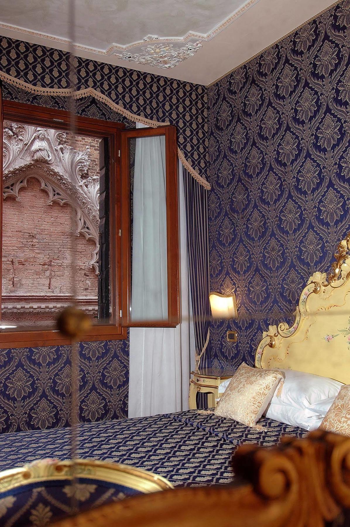 Ca' Morosini 1 & 2 Hotel Venice Exterior photo