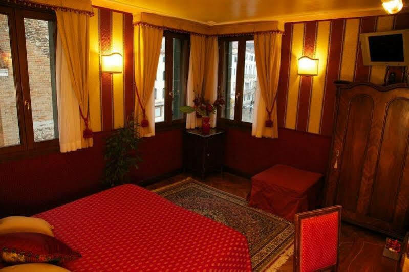 Ca' Morosini 1 & 2 Hotel Venice Exterior photo